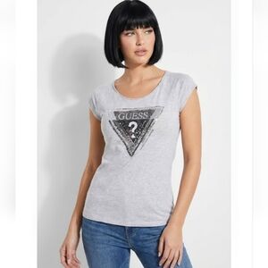 Guess Grey Sequin Logo Scoop Neck Short Sleeve T-shirt Y2K, size M